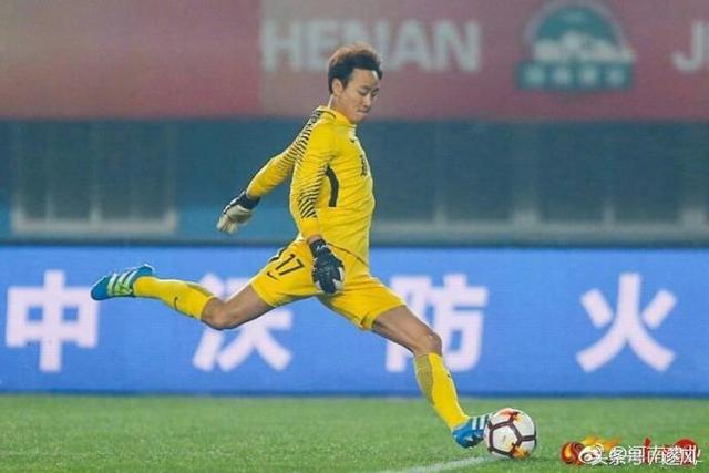 游戏运营商-包含中超赛程吃紧，新疆广汇今夜迎来里程碑，底气十足，年轻球员得到机会的词条